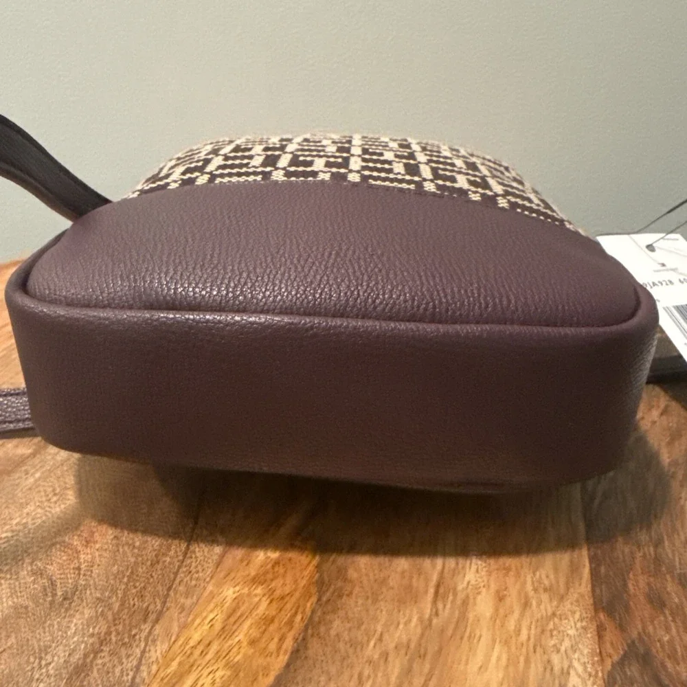 Tommy Hilfiger Women's‎ Crossbody Bag With Logo Maroon New